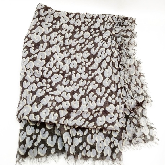 Louis Vuitton Cashmere/Silk Shawl Charcoal Gray - Picture 3 of 7